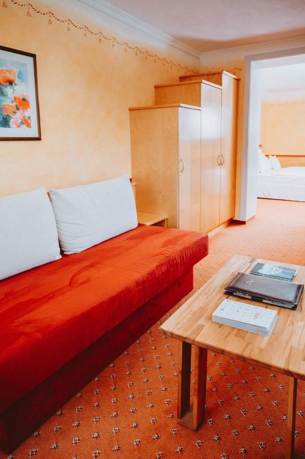 Hotel Bruecklwirt Niklasdorf Eksteriør bilde