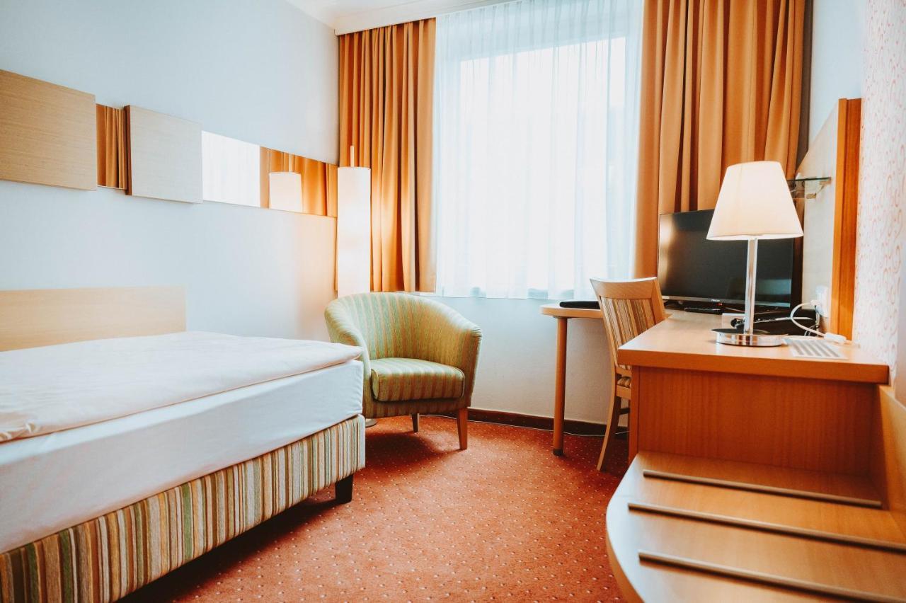 Hotel Bruecklwirt Niklasdorf Eksteriør bilde