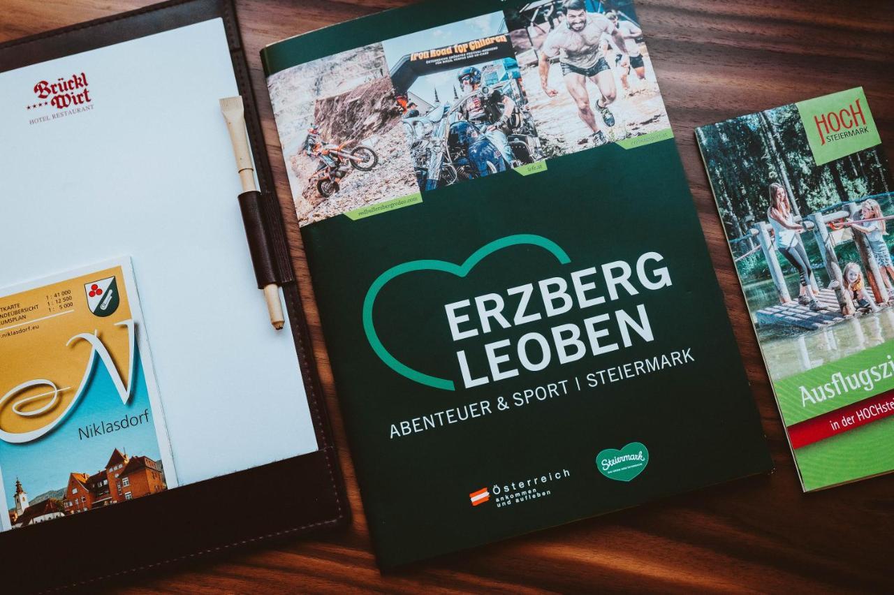 Hotel Bruecklwirt Niklasdorf Eksteriør bilde