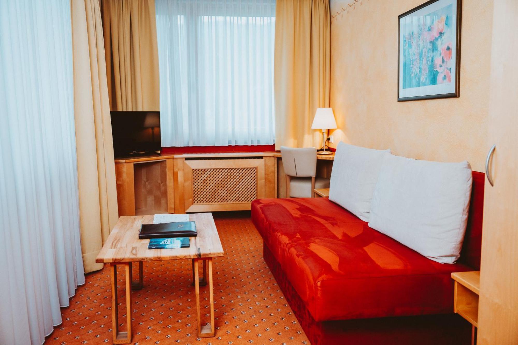 Hotel Bruecklwirt Niklasdorf Eksteriør bilde